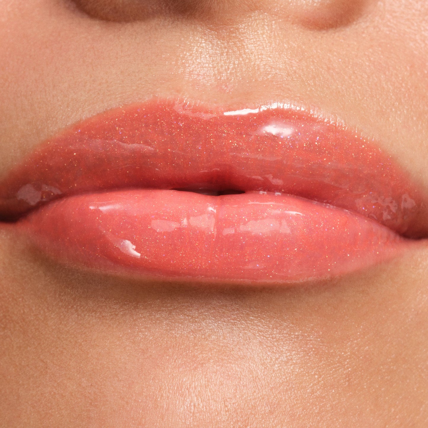 phyto-glow-lip-balm-shimmer-comet-q1 NATR-60140-Phyto-Glow-Lip-Hover-Comet.jpg
