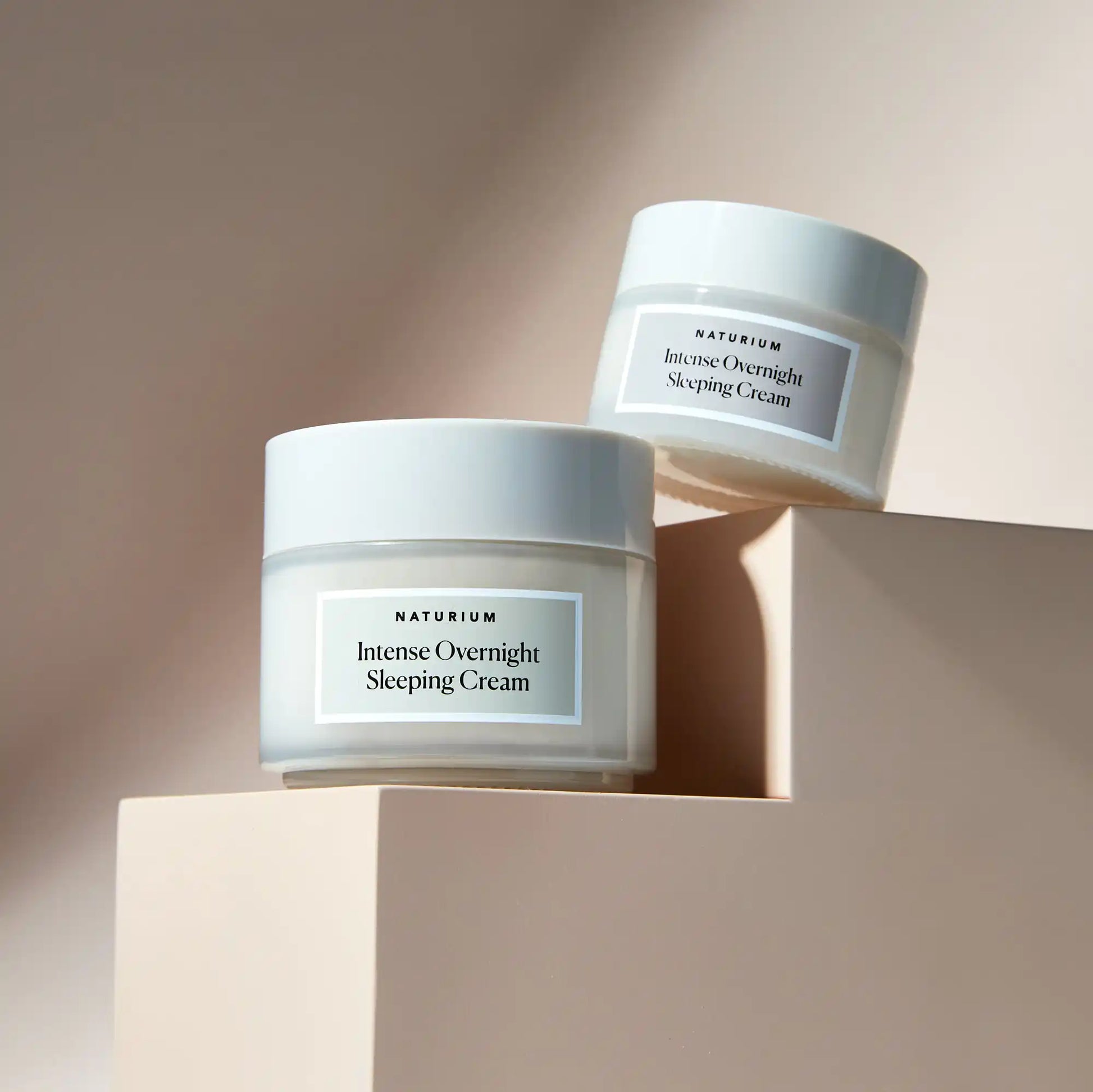 intense-overnight-sleeping-cream-jumbo-t8 11_18_2021_Naturium0552-crop.webp
