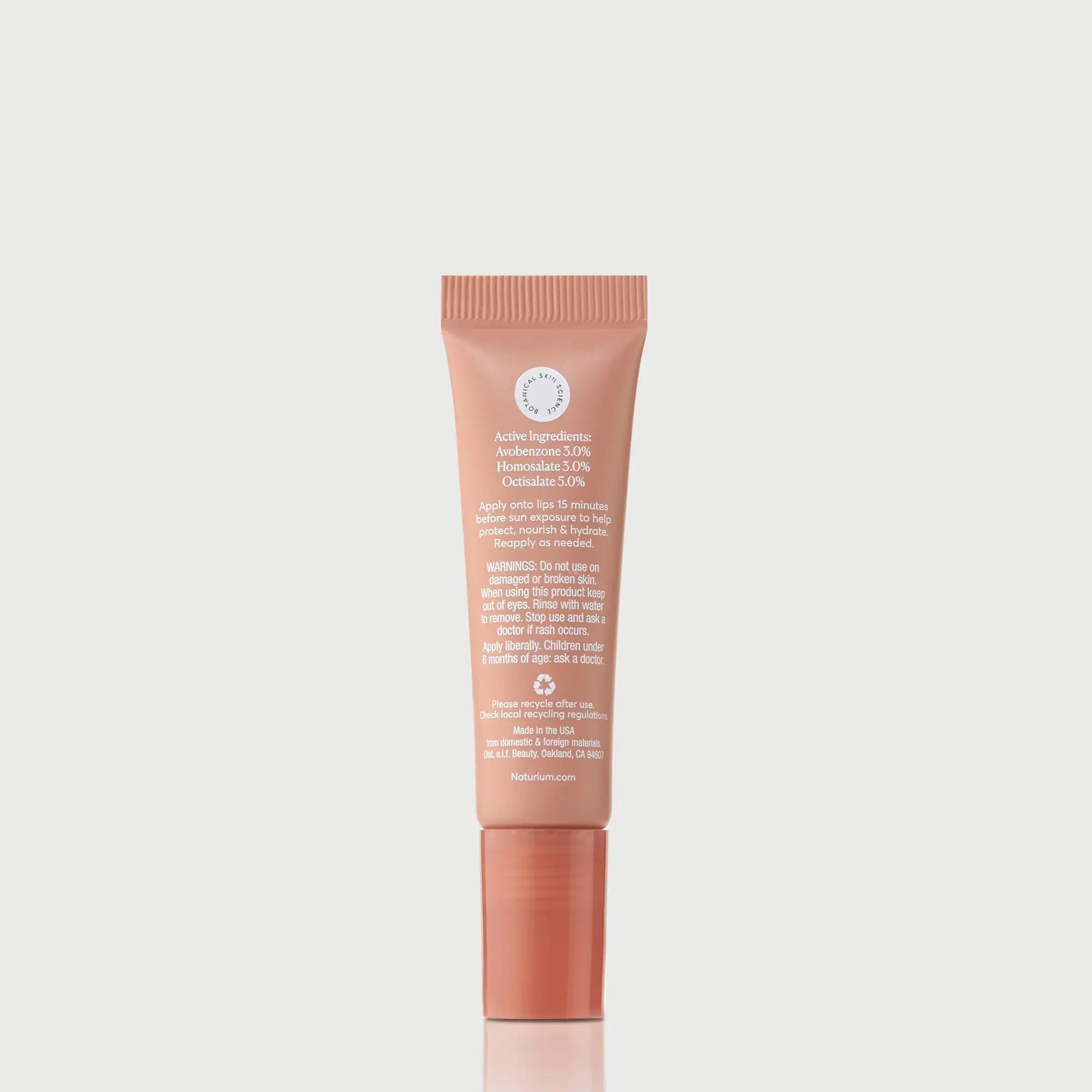 phyto-glow-lip-balm-spf-45-getaway-k7 NATR-10126_PhytoGlow_SPF_Getaway_primary_capon_back_bonebkgd_1.webp
