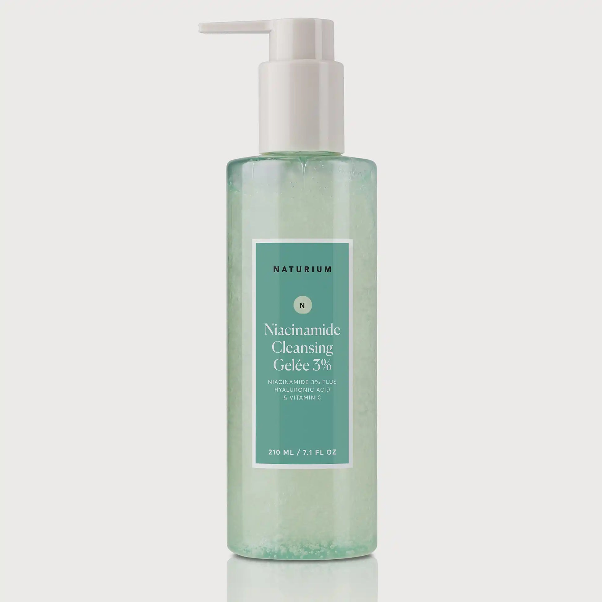 niacinamide-cleansing-gelee-3-s4 NATRM_Ecomm_Niacinamide-Cleansing-Gelee_Front.webp