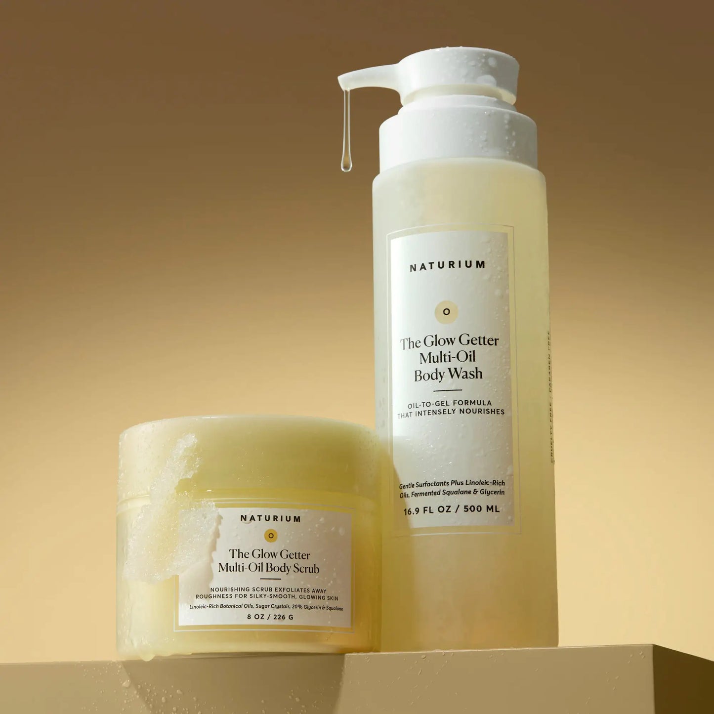 the-glow-getter-shower-bundle-z8 NATR_Glow_Getter_Scrub_Body_Wash.webp