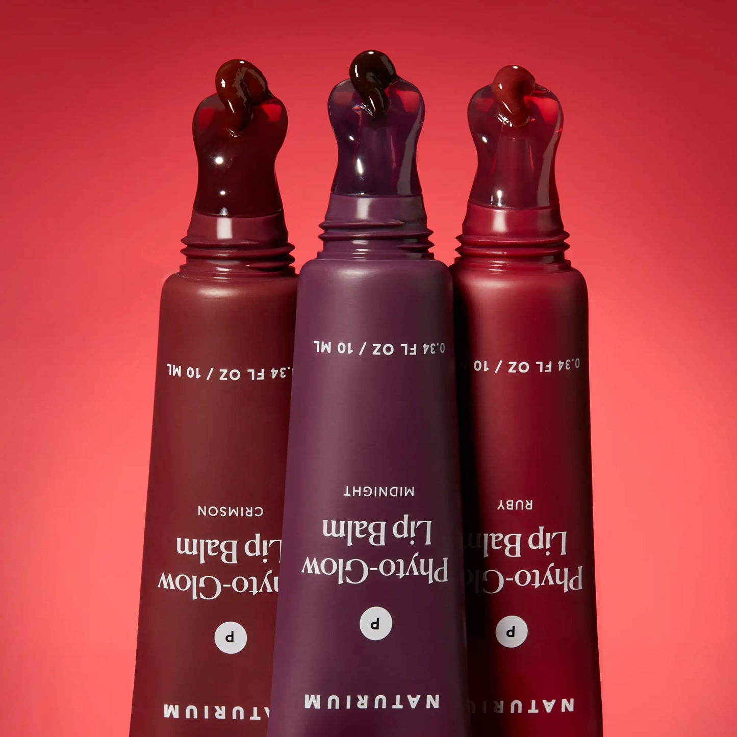 phyto-glow-lip-balm-crimson-e8 phytoglow-moody_6357-crop_1_e73a7054-8061-4f72-8a58-c0111f6fcffa.webp