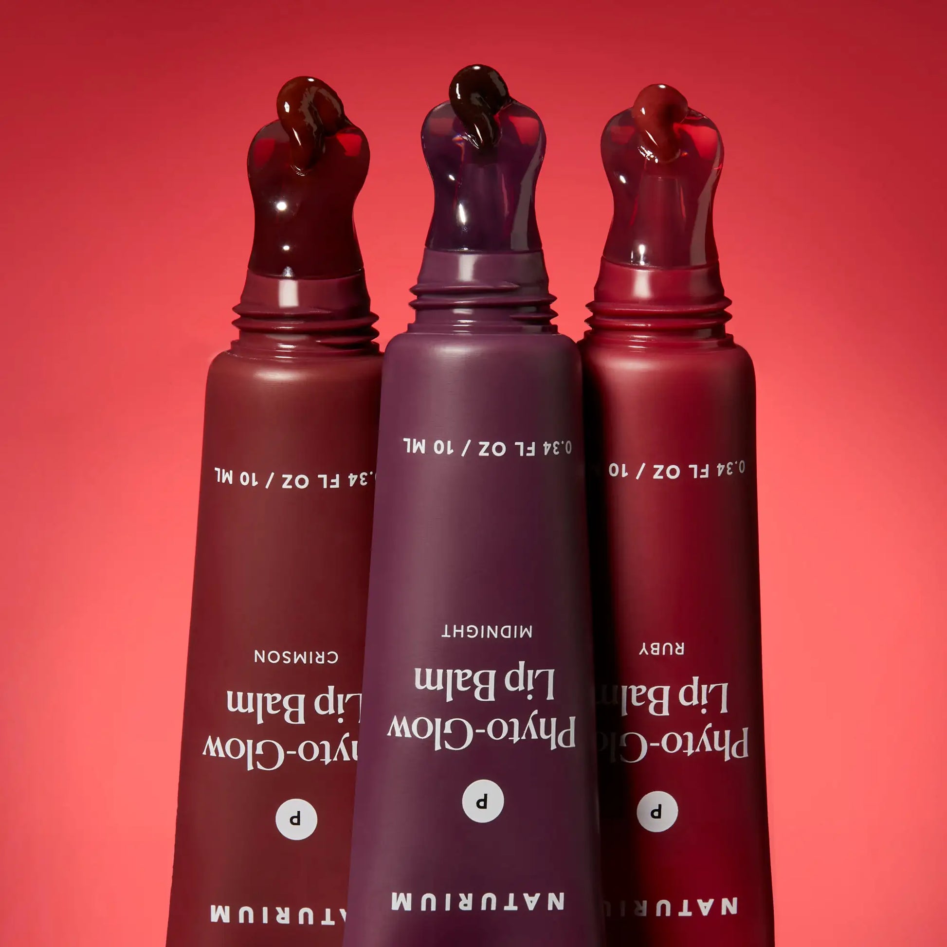phyto-glow-lip-balm-crimson-e8 phytoglow-moody_6357-crop_1_e73a7054-8061-4f72-8a58-c0111f6fcffa.webp